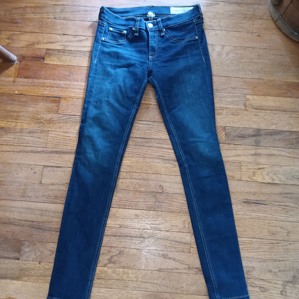 EUC rag & bone Dark Blue Skinny Jeans Sz. 26